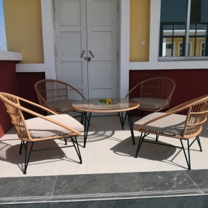 Round glass-top dining set garden rattan dining chairs table set