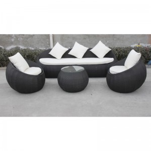 4Pc classic outdoor round egg sofa rattan patio conversation set