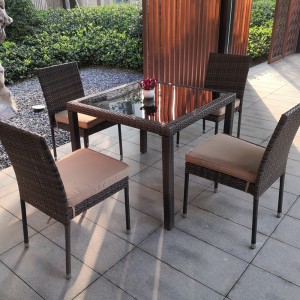 5Pc garden dining set rattan dining chairs and table