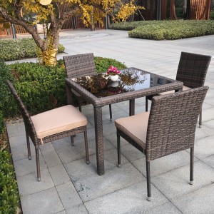 5Pc garden dining set rattan dining chairs and table