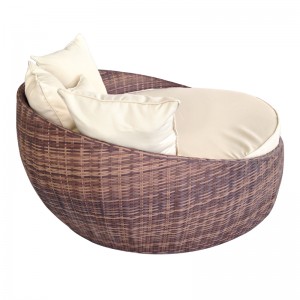 Poolside rattan daybed outdoor lounge daybed garden sunbed