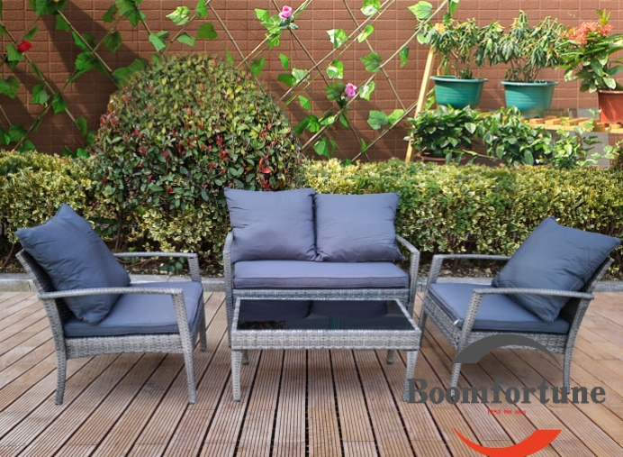 How to Choose Outdoor Furniture